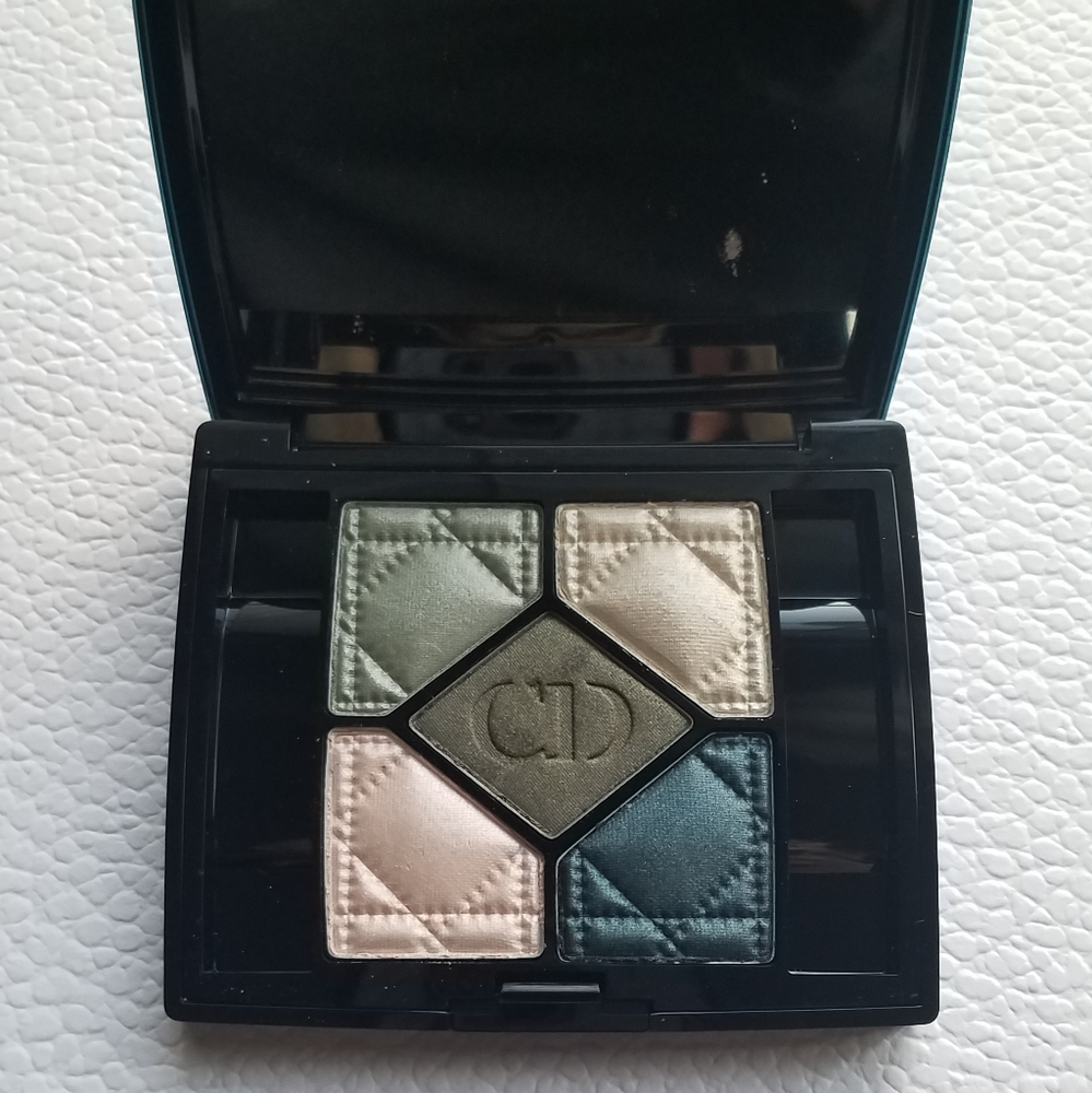 Dior 5 Color Eyeshadow- Jardin 456, New Unboxed